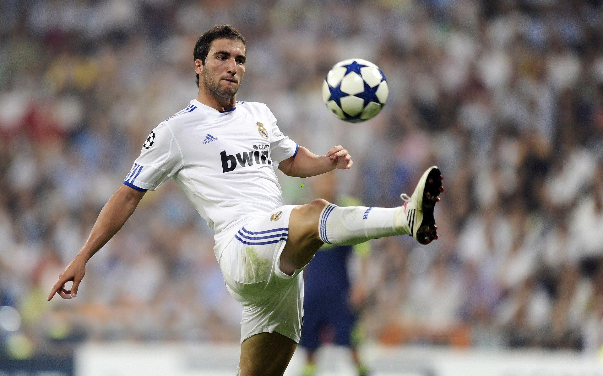 查理-亚当盛赞,麦克托米奈惊世倒钩,齐达内天外飞仙般的神作再现